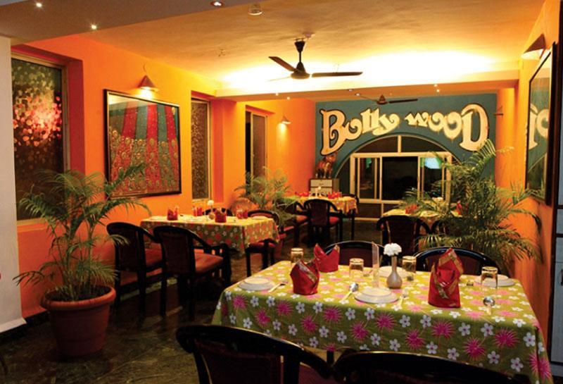 Treehouse Stamp Hotel Colva Bagian luar foto